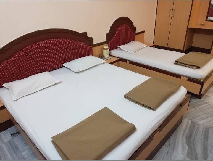 Twin Bed Unit
